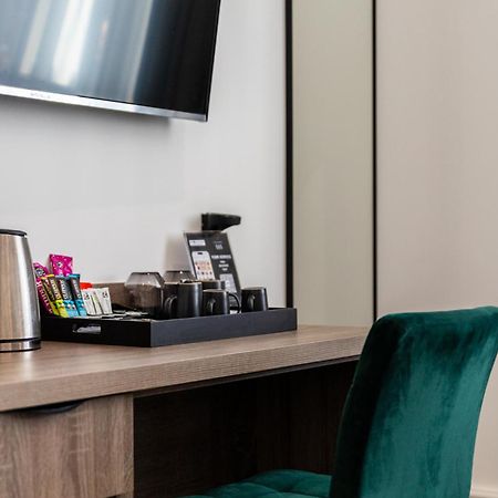 The Chapter Hotels - The J Hyde Park Лондон Экстерьер фото