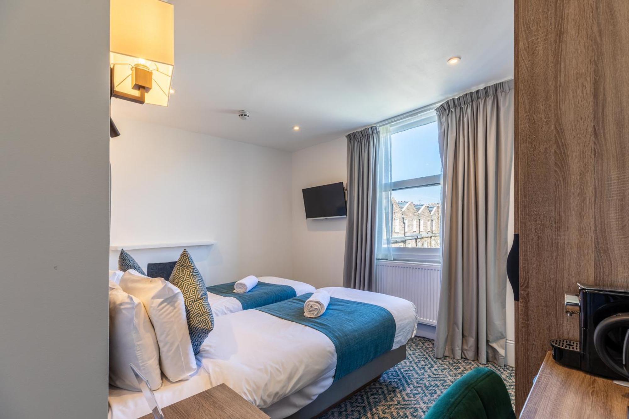 The Chapter Hotels - The J Hyde Park Лондон Экстерьер фото